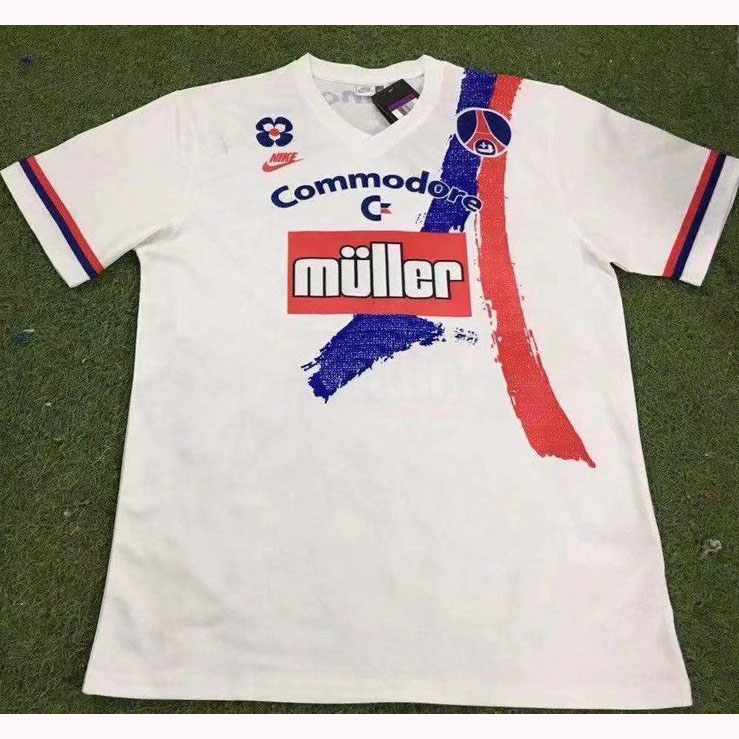 91-92 Paris away - Click Image to Close